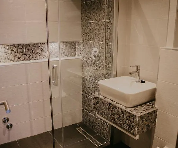 Aparthotel Saray&app